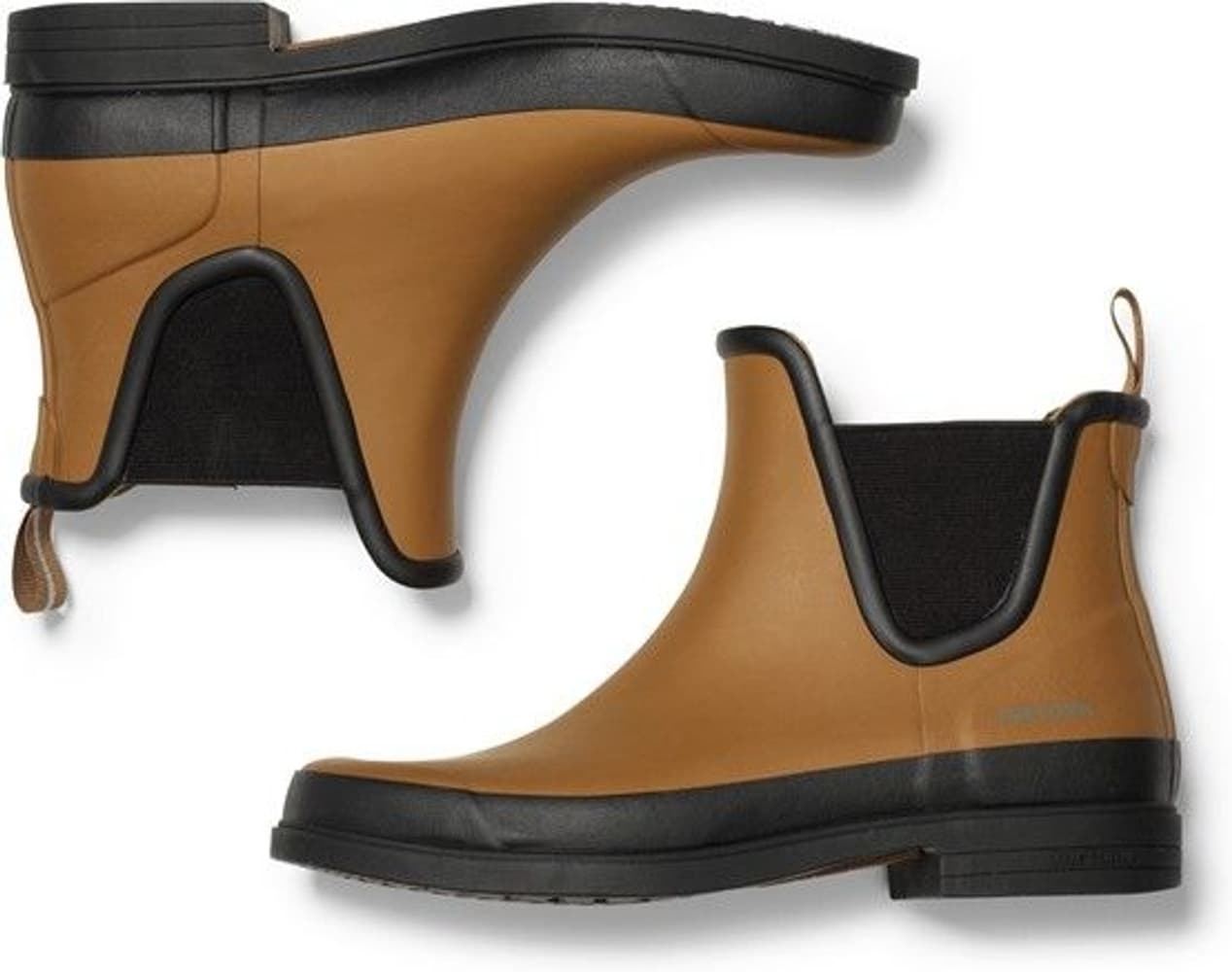 W's Eva Alder, view: 3