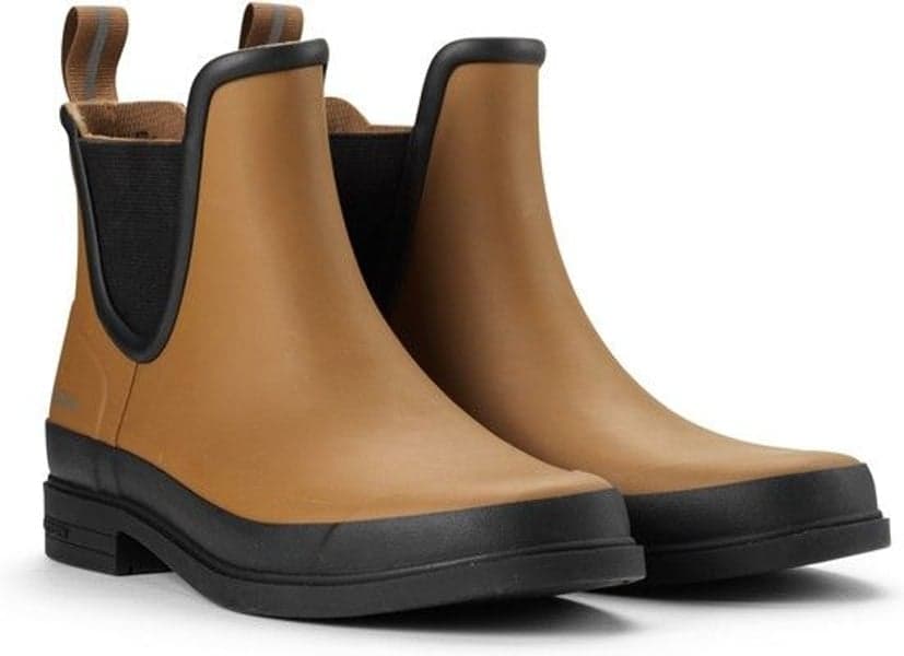 W's Eva Alder, view: 0