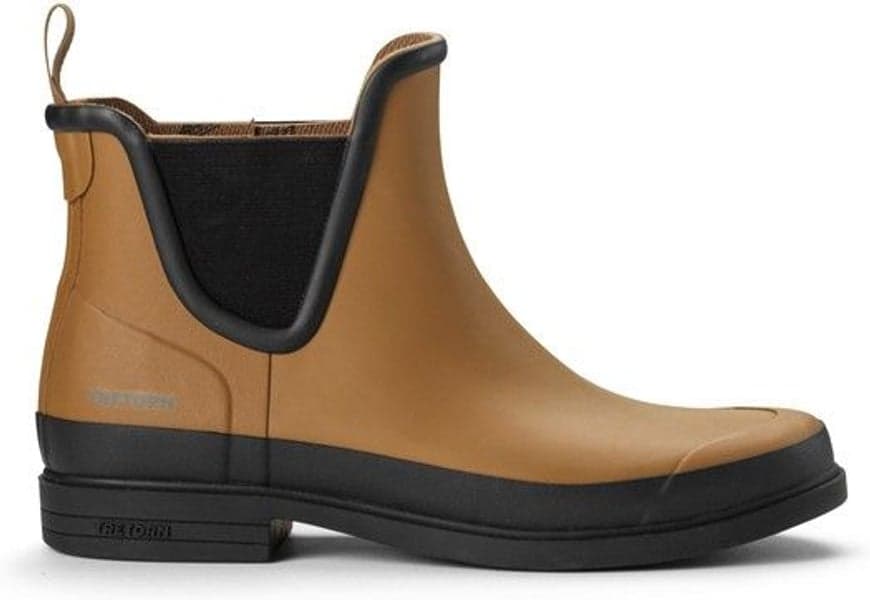 W's Eva Alder, view: 2