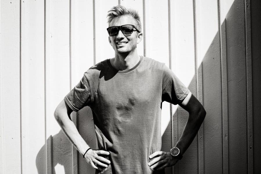 Anjan Sunglasses Moss Green with Gold Lens, view: 7