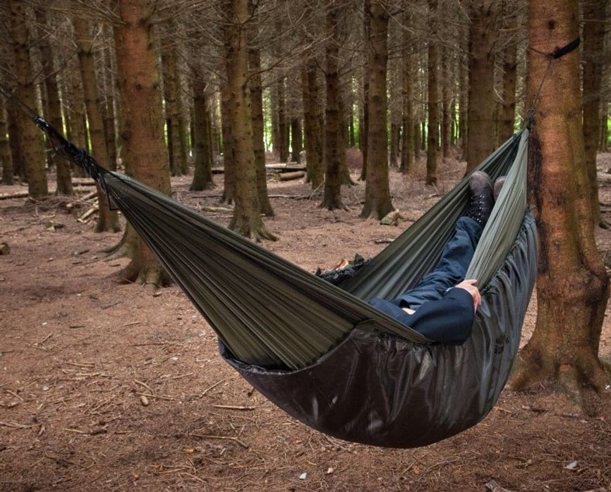Hammock Under Blanket, view: 0