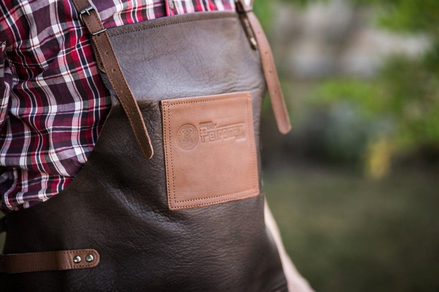 Buffalo Leather Apron with Cross Back Straps, view: 5