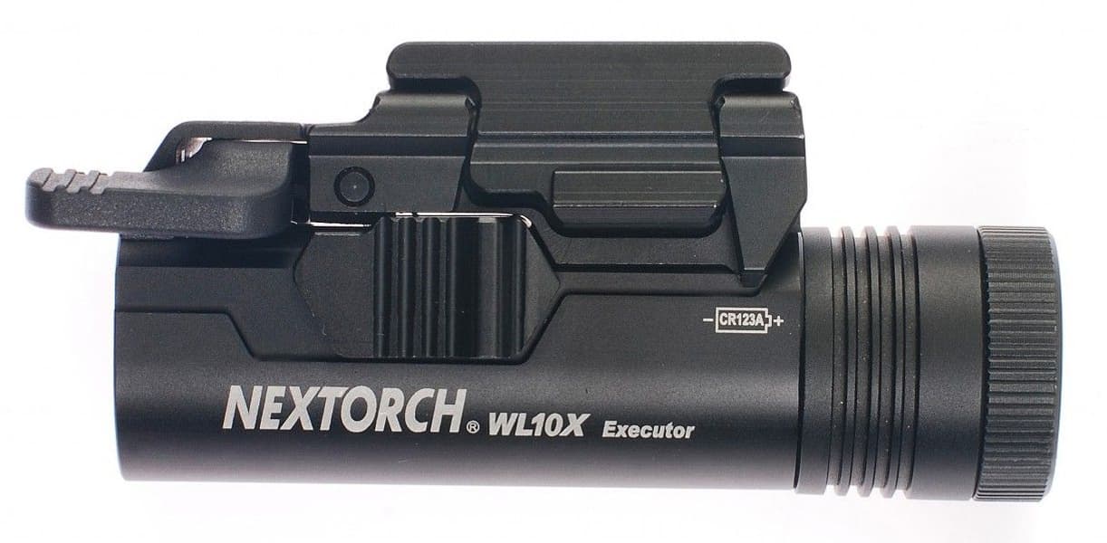 Vapenlampa 230 lm inkl CR123a batteri & universalfäste för skena, view: 2