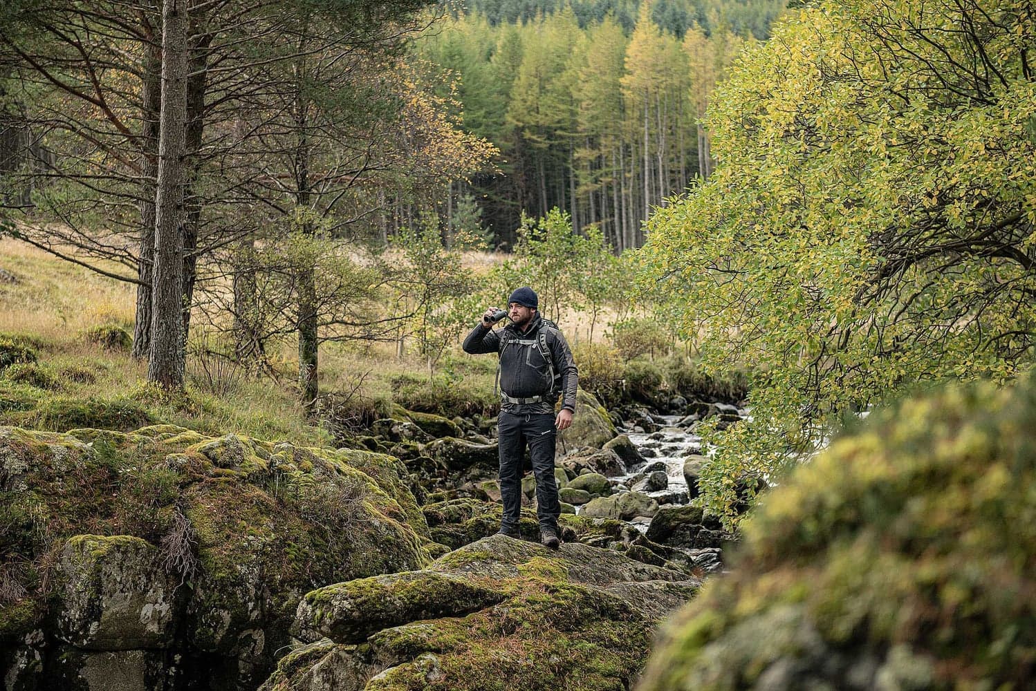 Frontier Bino LRF 10x42, view: 2