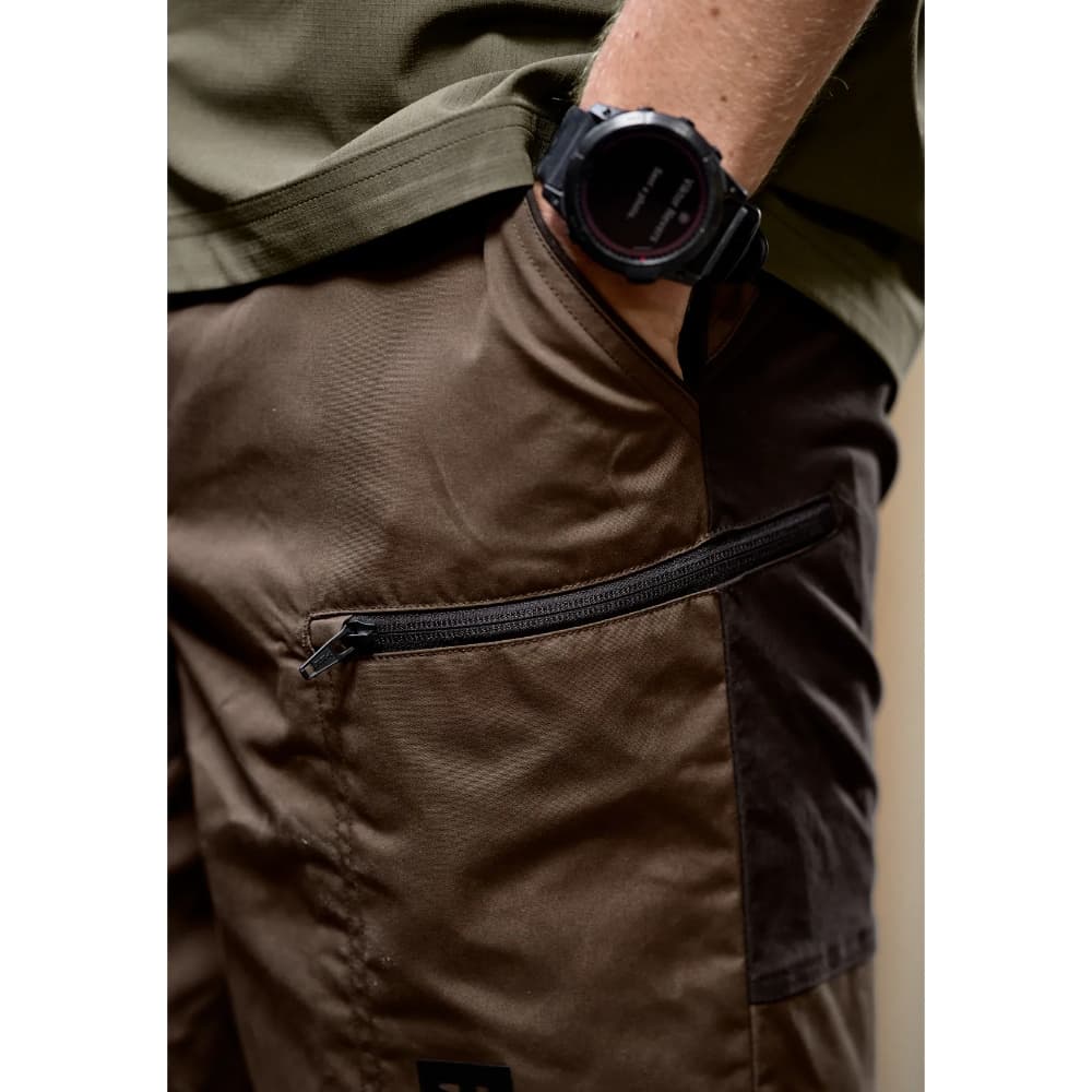 M's Härkila Fjell Shorts Dark Earth/Shadow Brown, view: 2