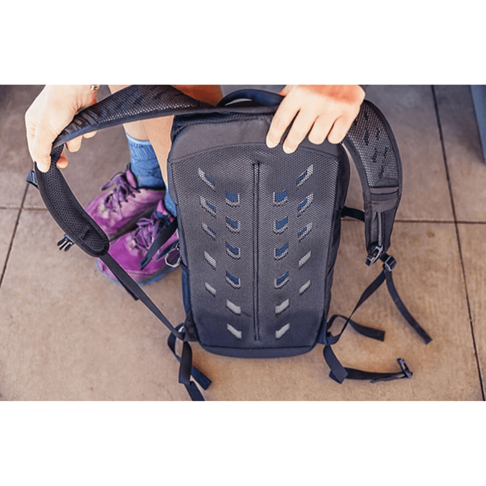 Nano 18L Optic Black, view: 5