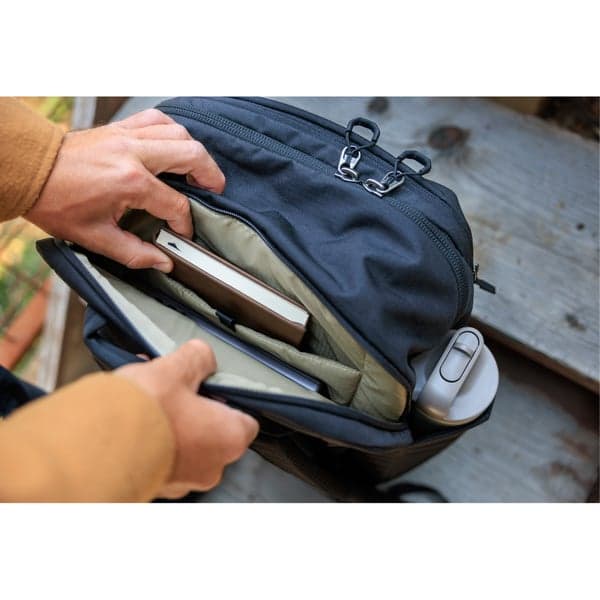 Border 30L Black Lichen, view: 8