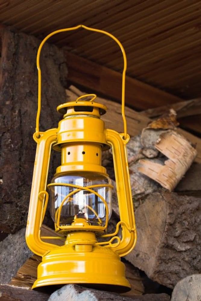 Storm Lantern 276 Gul, view: 1
