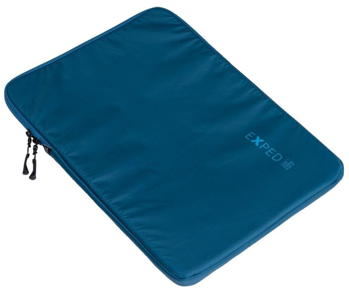 productImage: Case Padded Slim 15 Deep sea
