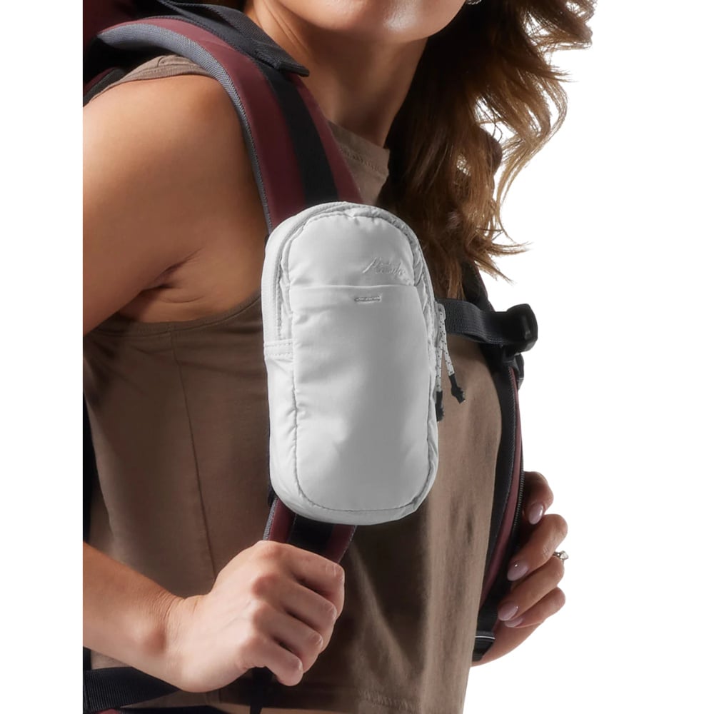 productImage: Speed Stash Arctic White